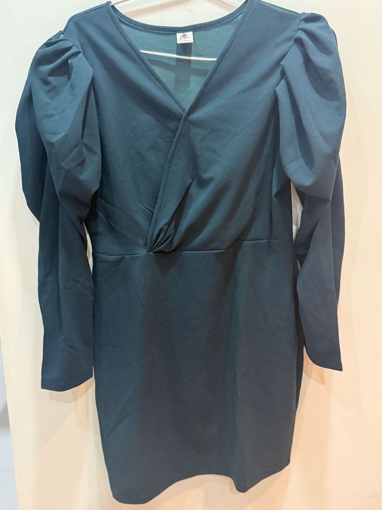 V neck Puff Sleeve Mini Dress