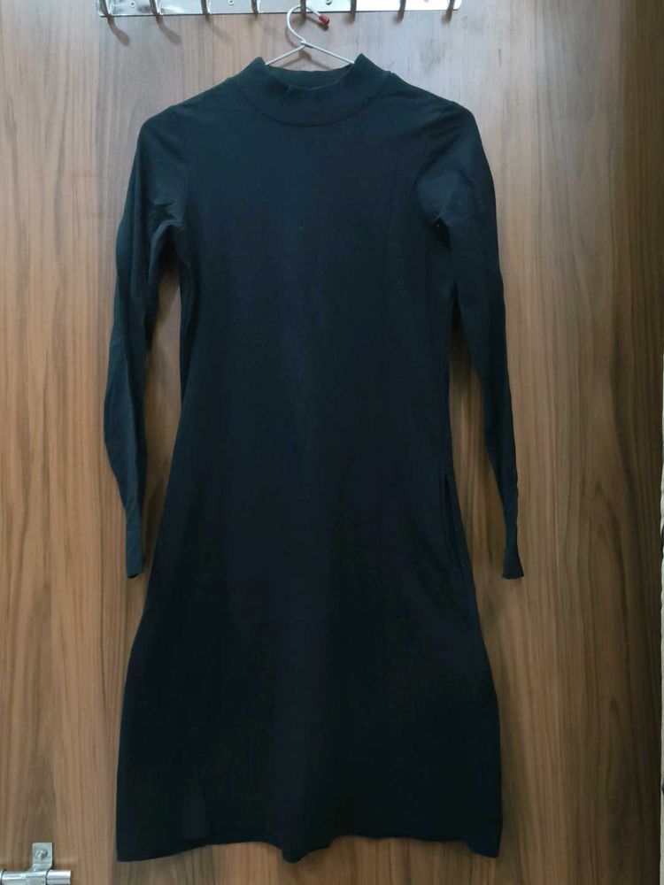 Black long sleeve tshirt dress