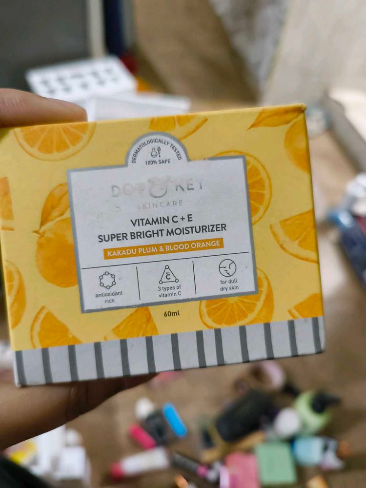 Dot &amp; Key Vitamin C+E Super Bright Moisturizer