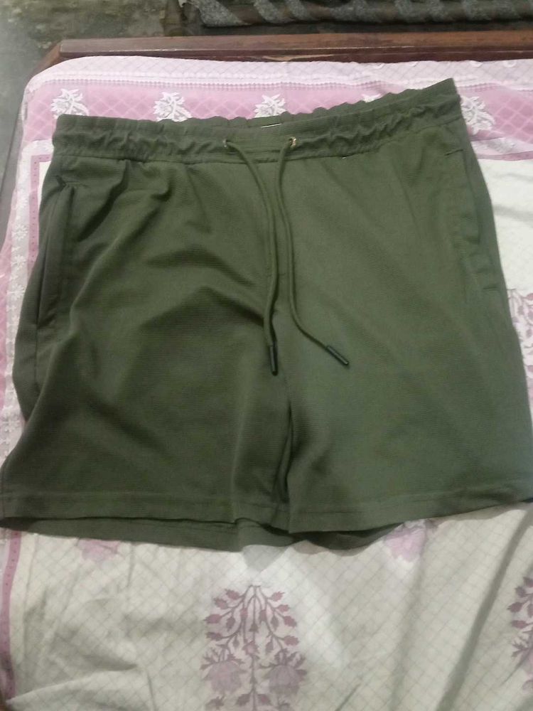 Olive Green Men&#39;s Shorts