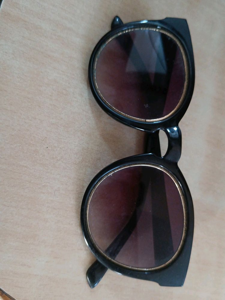 Round Shape Sunglasses