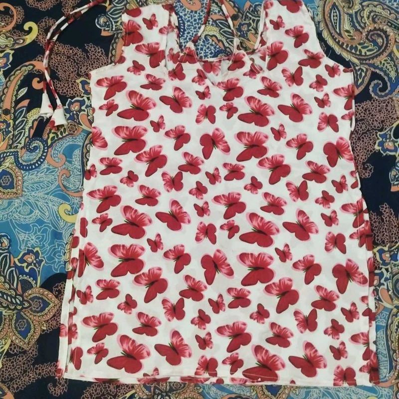 trending nack ,Sleeveless short kurti handmade