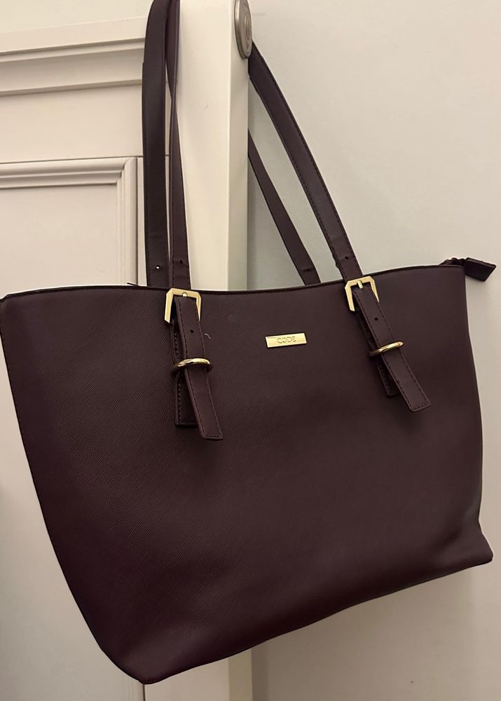 🆕Code By Lifestyle Burgundyshoulder Bag 🆕