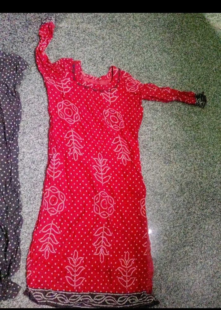 Red Printed Bandhini Drss