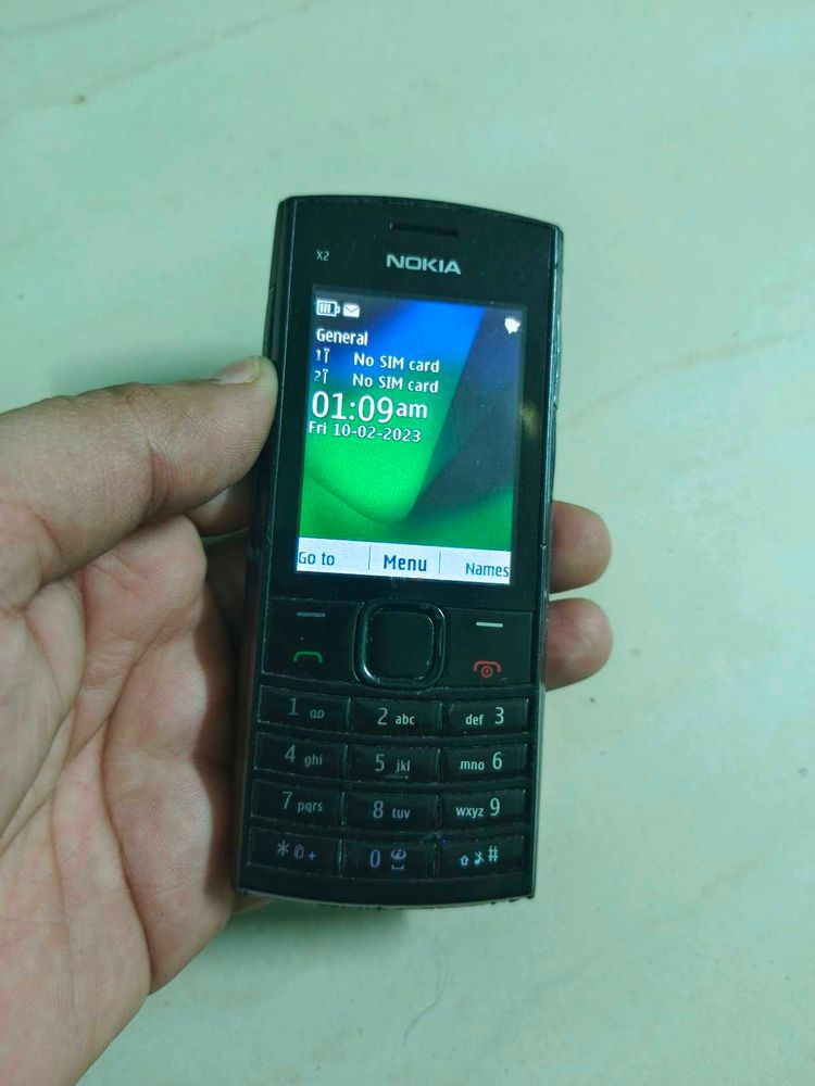 Nokia X2 Mobile Phone