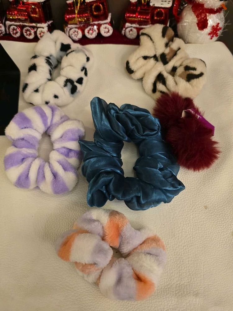 Colorful Scrunchie Set