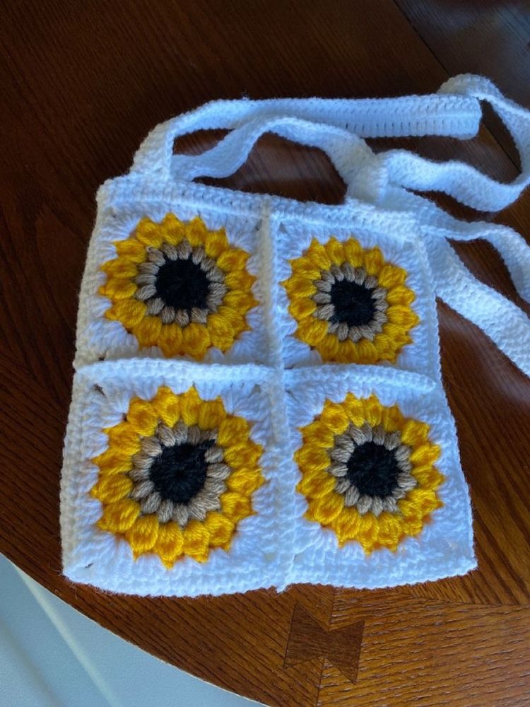 Crochet Slingbag