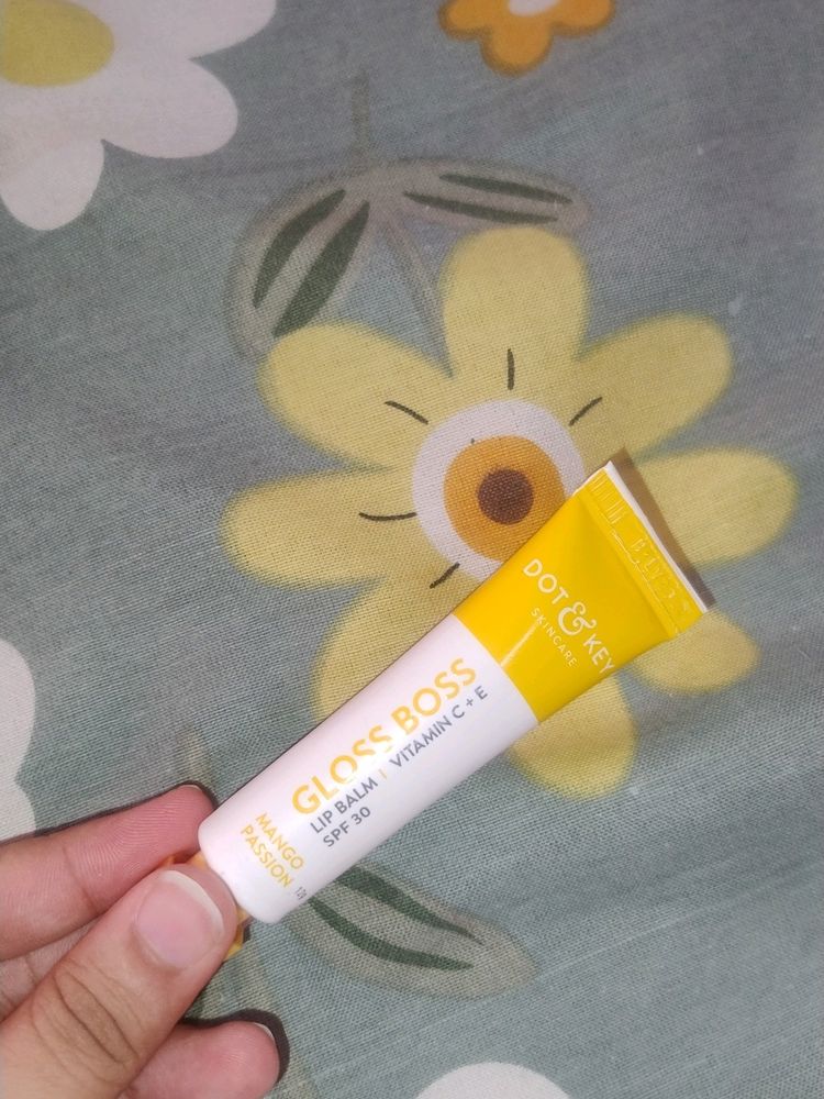 Dot And Key Lipbalm