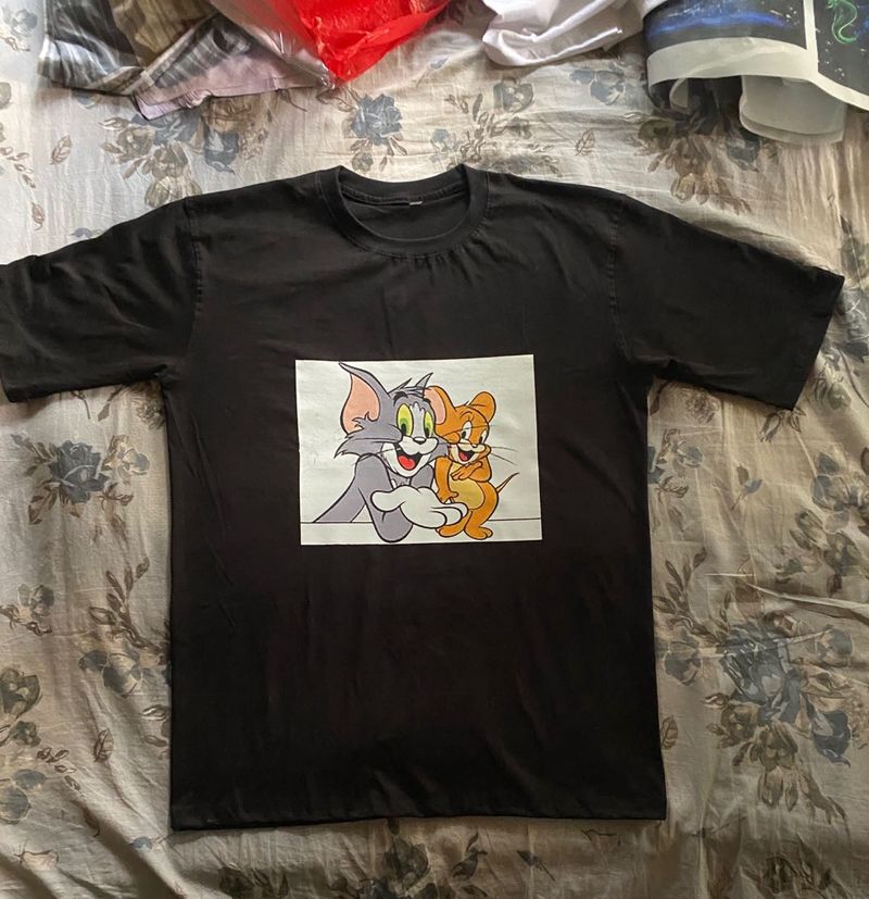 Tom &amp; Jerry Graphic Tee