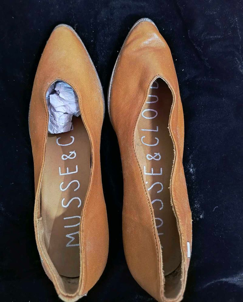 Musse &amp; Cloud Flats