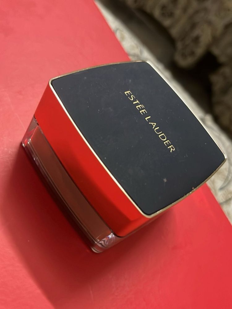 Estee Lauder loose powder