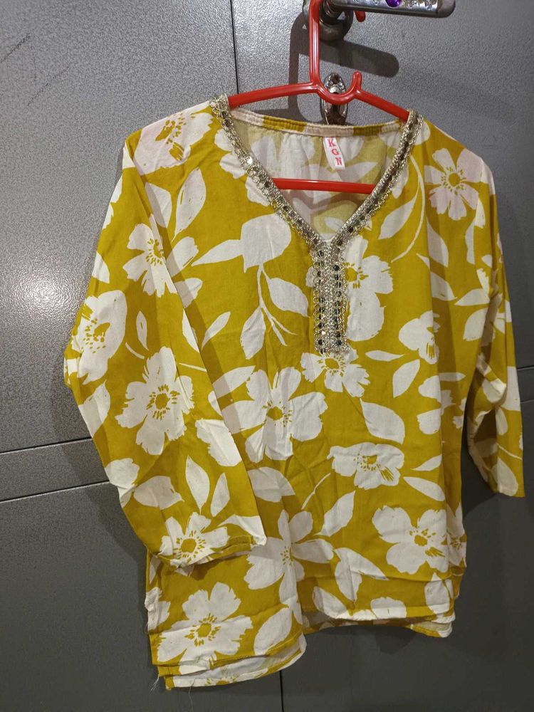 Floral Print Embellished Top