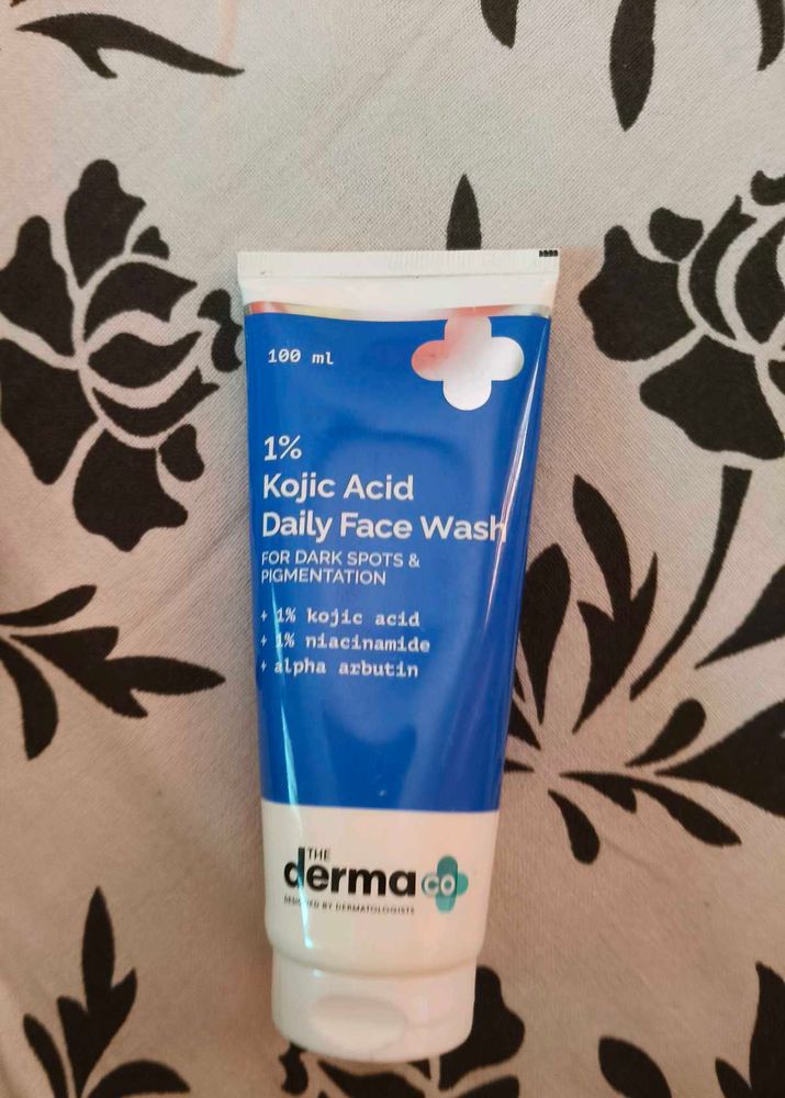Derma Co Kojic Acid Face Wash