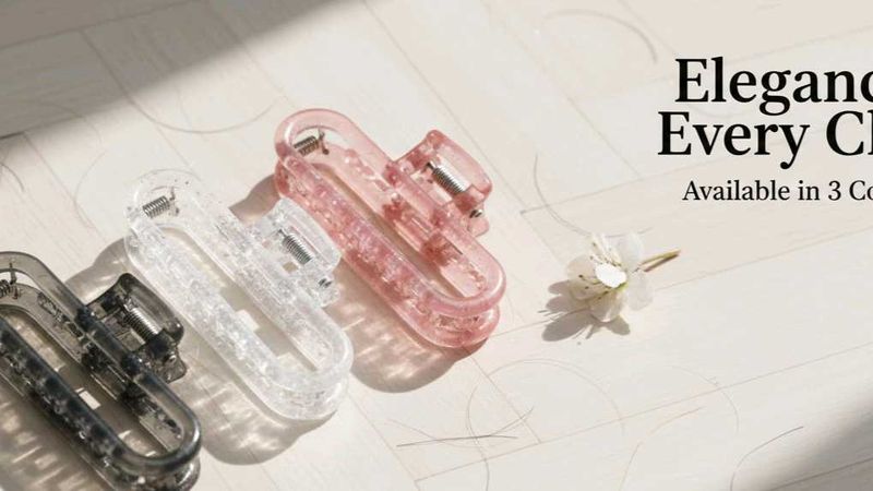 Elegant Hair Claw Clips✨💗 3 pieces