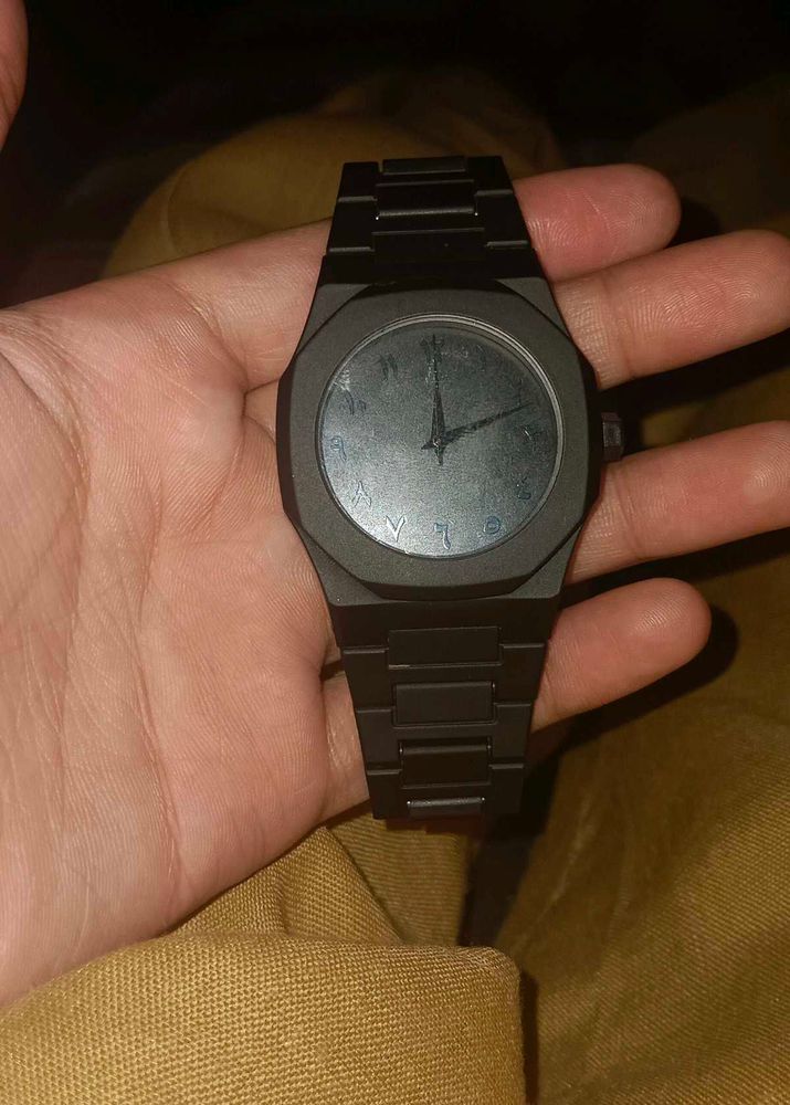 Stylish Matte Black Watch with Arabic dial