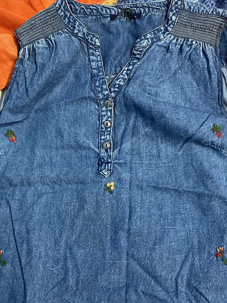 Half Sleeve Denim Top