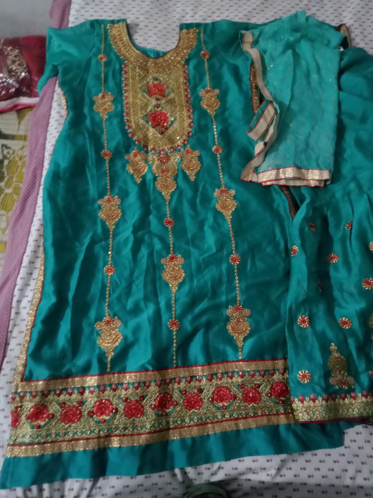 Beautiful 🥰 Work Kurta With Sharara