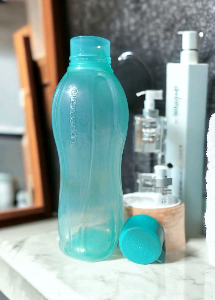 Tupperware Aquasafe 1 Litre Bottle