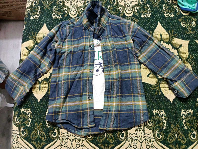 Boy&#39;s Plaid Flannel Shirt