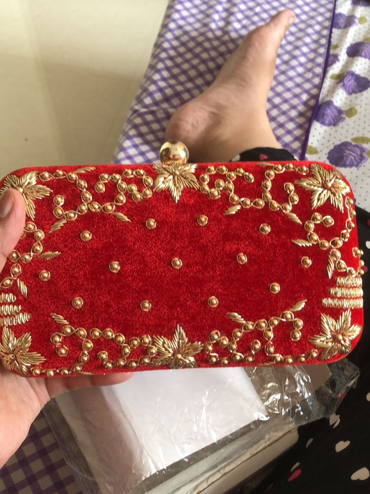 Handwork Clutch With Velvet