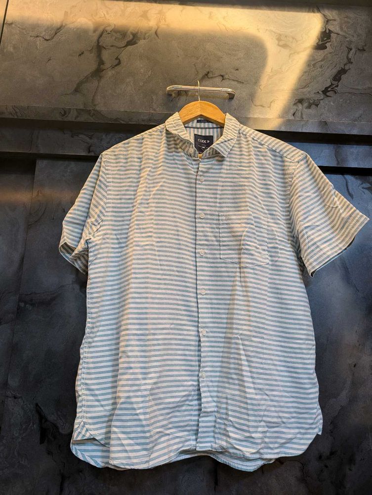 CODE Striped Men&#39;s Halfsleeve Shirt
