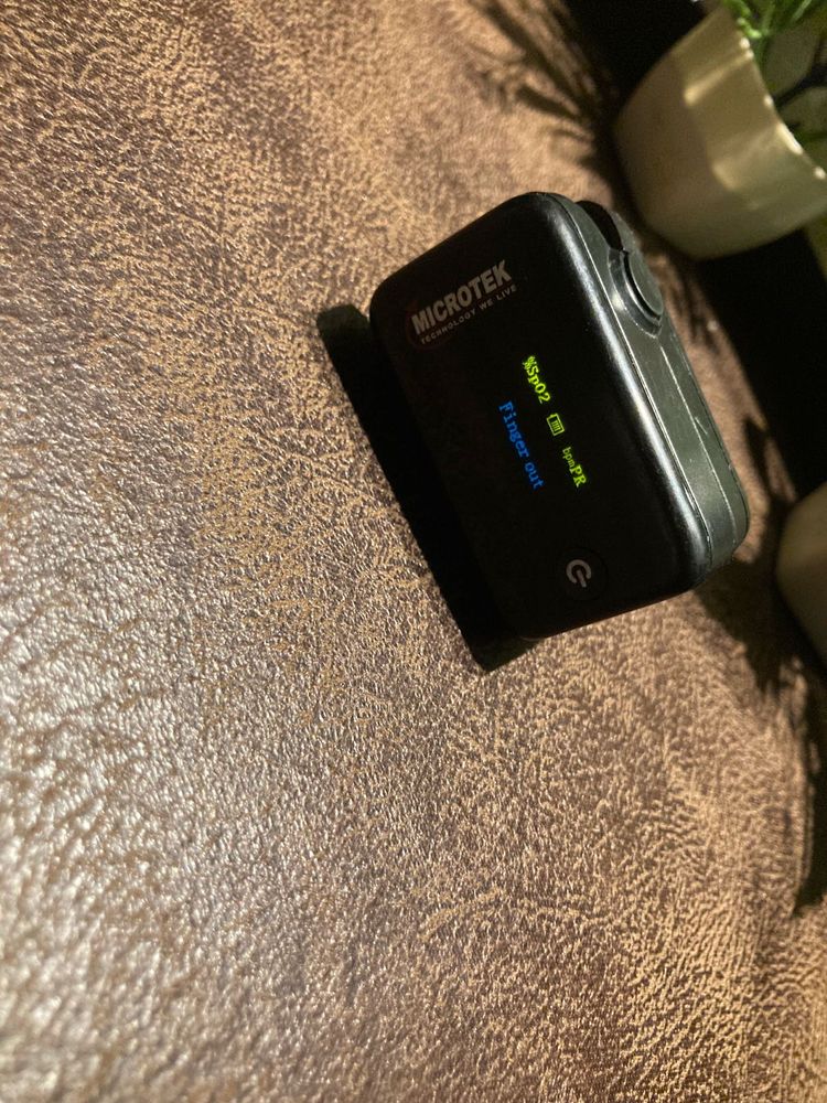 Microtek Pulse Oximeter
