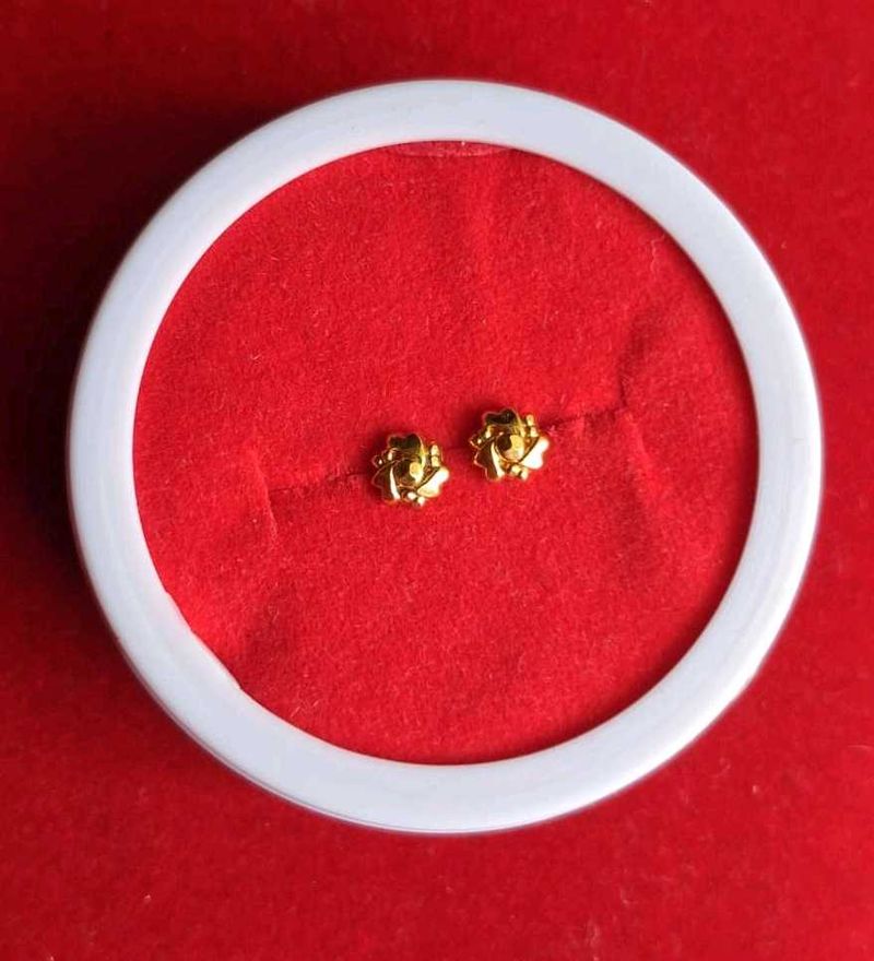 Gold Flower Stud Earrings