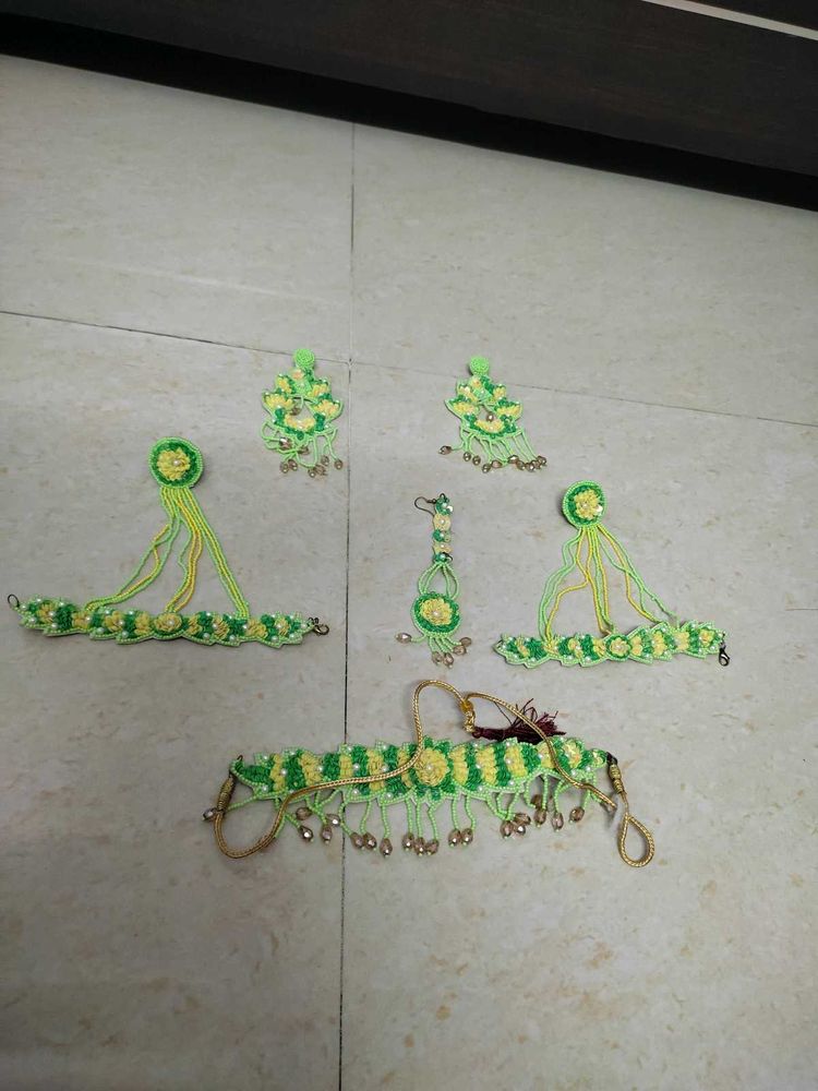 Jewellery Set - Green &amp; Yellow