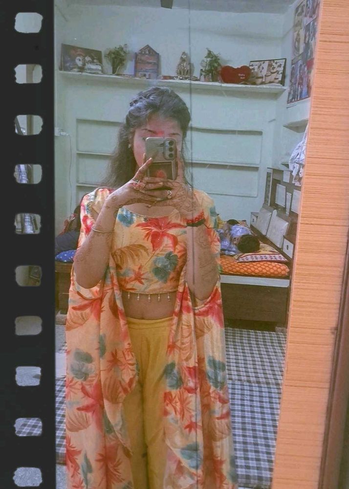 Floral Kurta Set with Cape