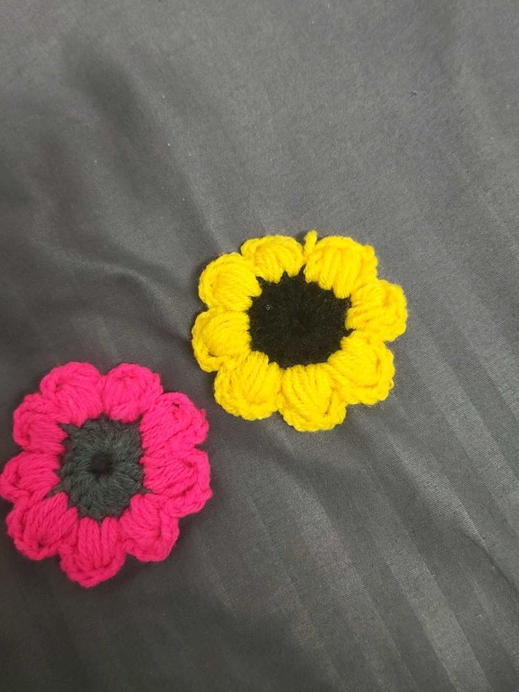 Crochet Flower Appliques clips(2)