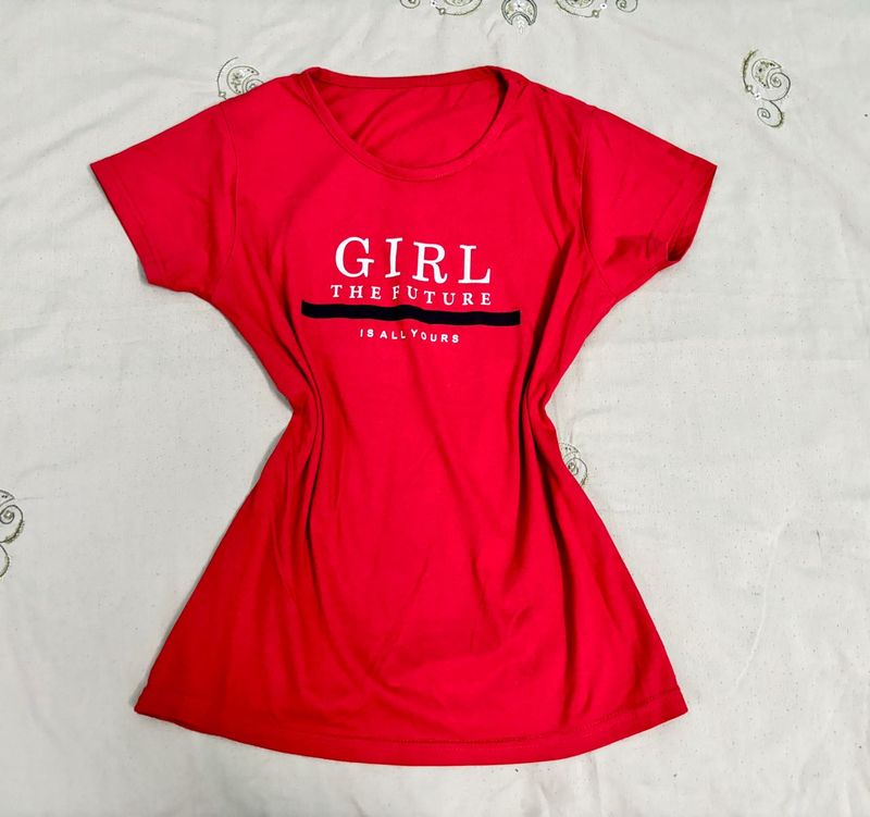 Red Graphic Tee Fitted