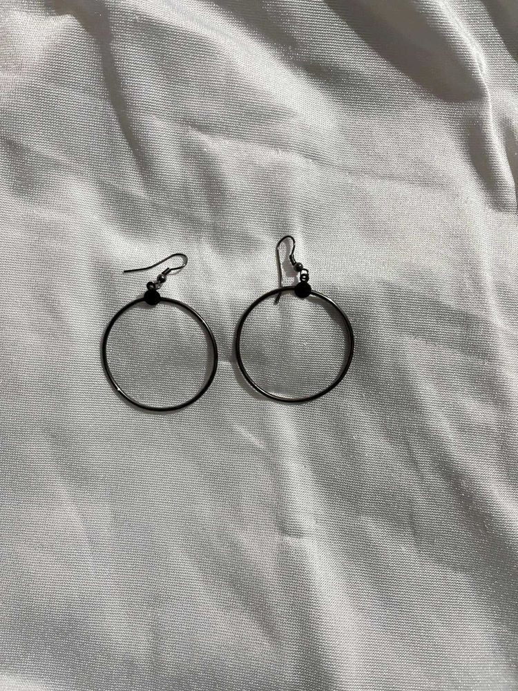 Hoop Earrings - Minimalist Style