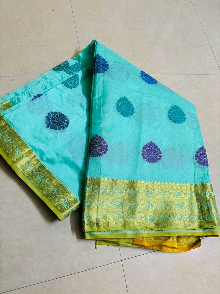 Eligent Look Saree