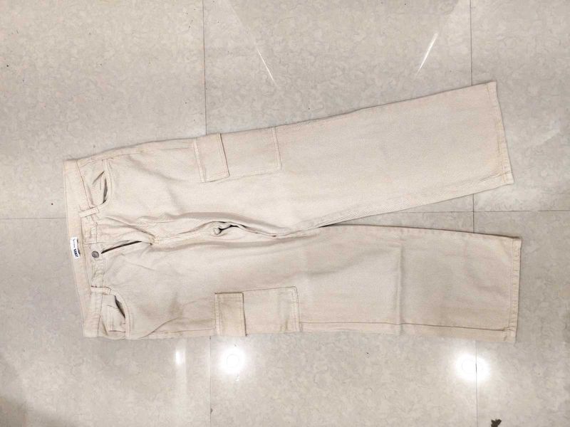 Beige Cargo Pant