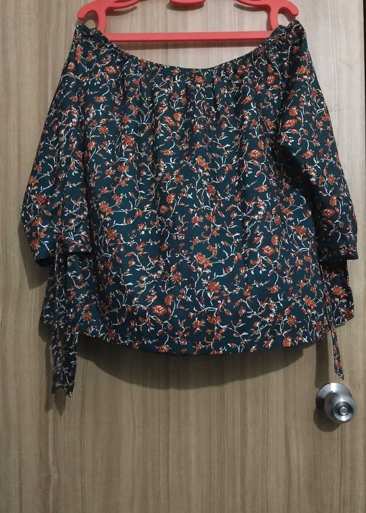 Floral Off-Shoulder Top