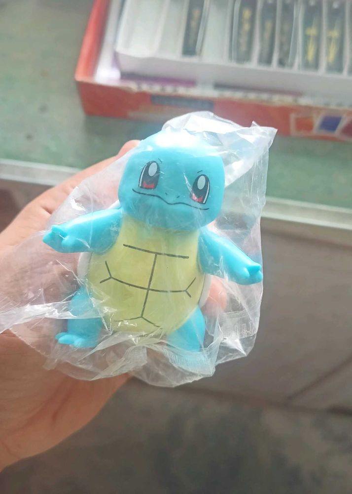 Squirtle Figurine - Pokemon Collectible