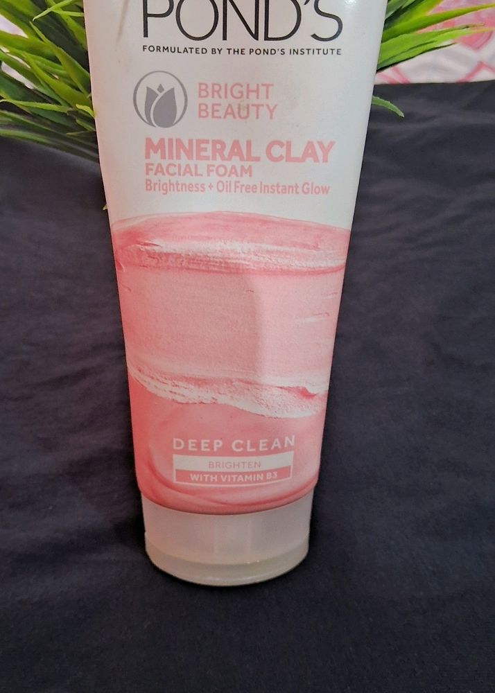 Mineral Clay Facial From