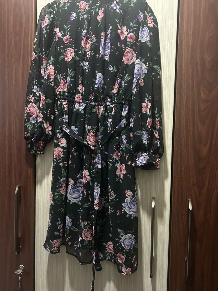 Floral Print Tie-Waist Dress Size S &amp; 87cm Length