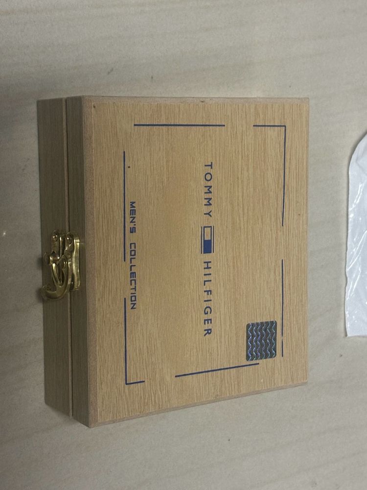 Tommy Hilifer Wallet