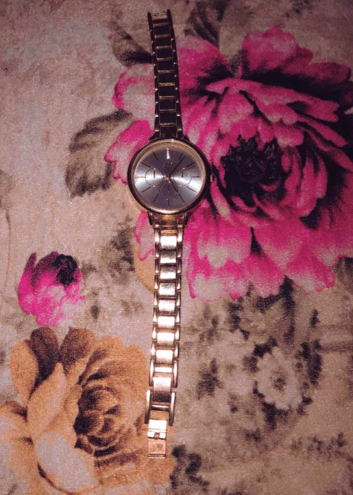 Elegant Women's Watch