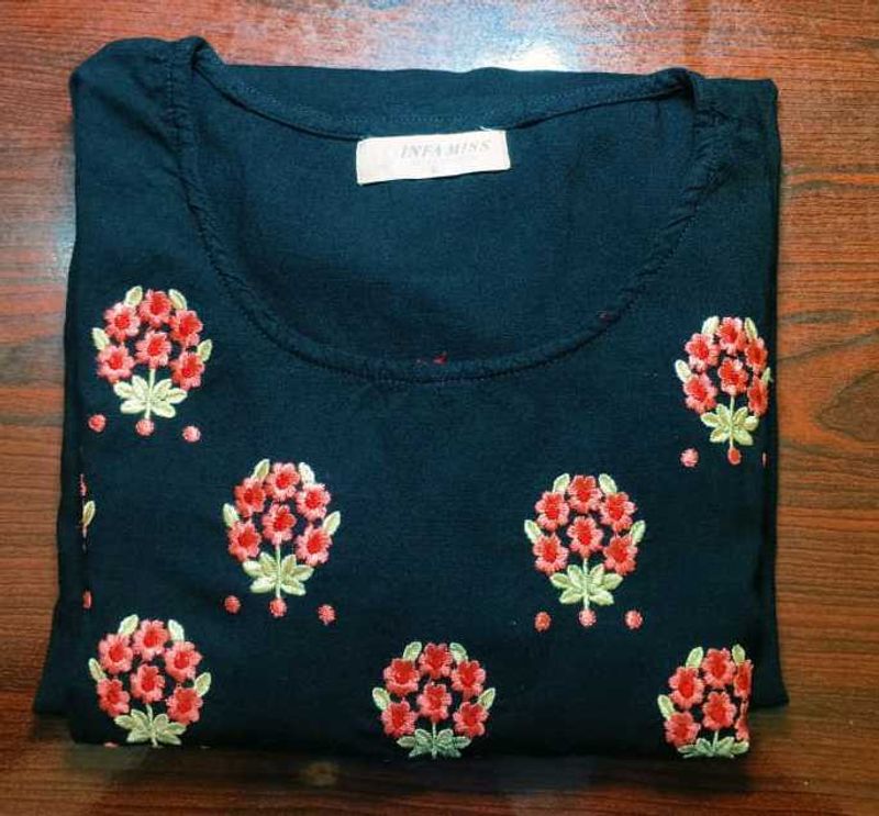 Solid Black Elegant Kurti