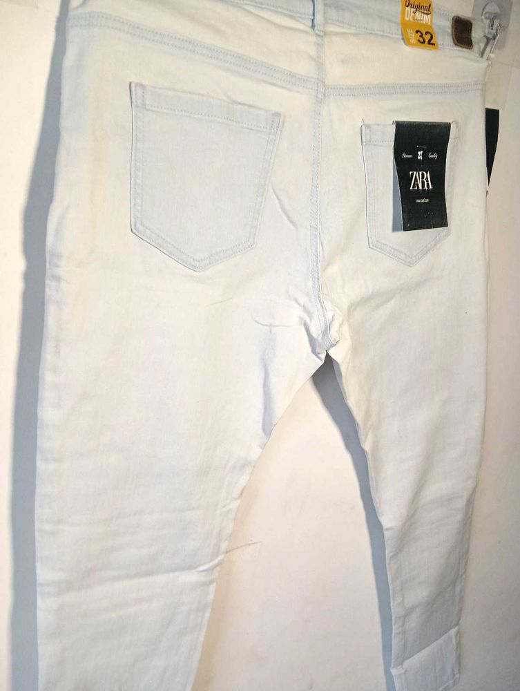 Zara Light Wash Denim Jeans - Size 32