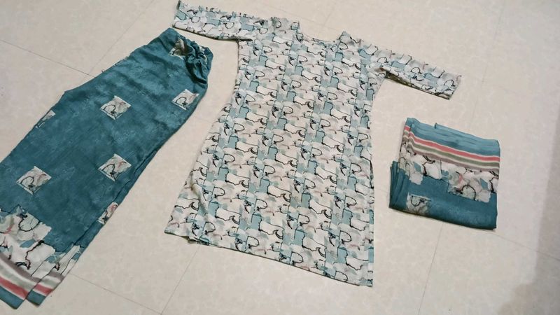 suite with dupatta salwar pooza