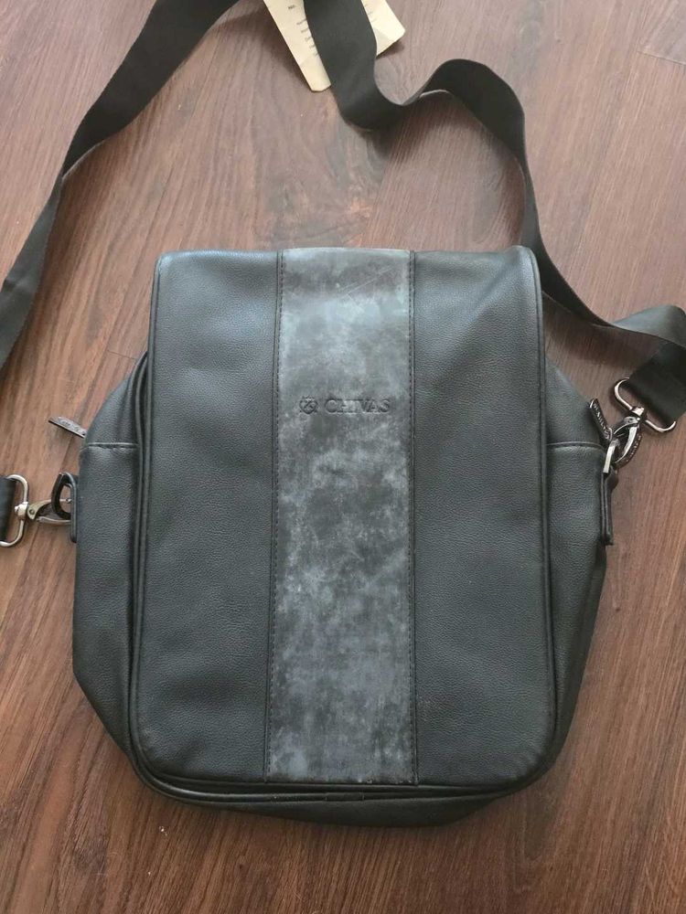 Carlos Crossbody Bag leather
