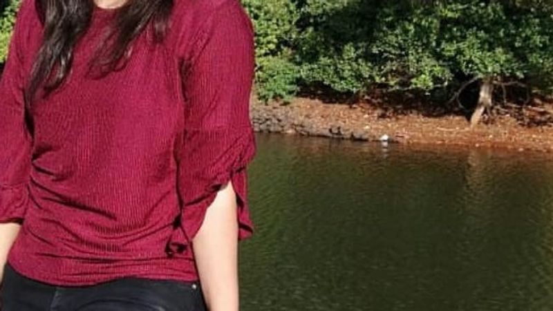 Maroon Ruffle Sleeve Top