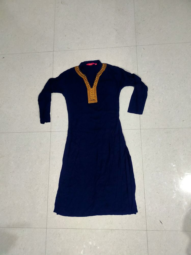 Beautiful Kurti With Neck Embroidery