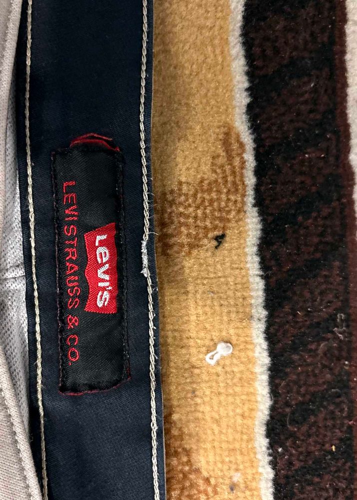 Levi&#39;s Trousers Men