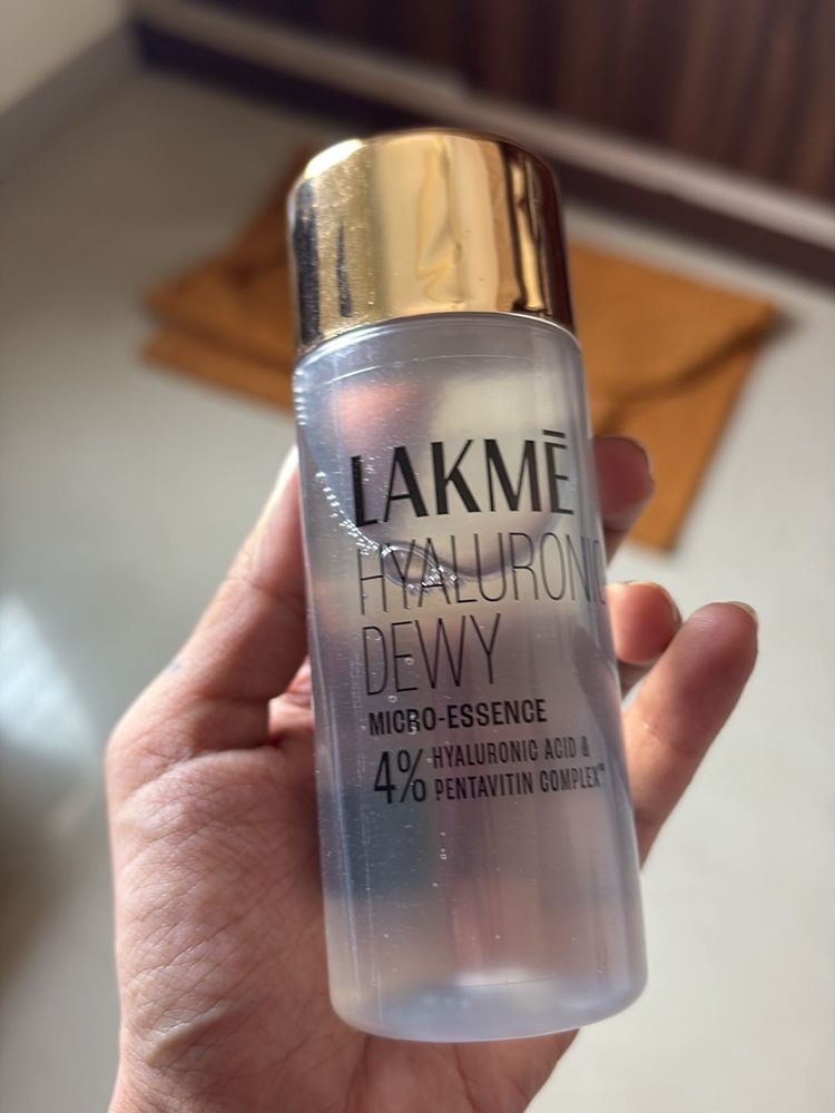 Lakme Dewy Face Serum