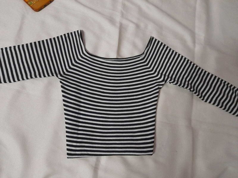 White Black Wooley Top