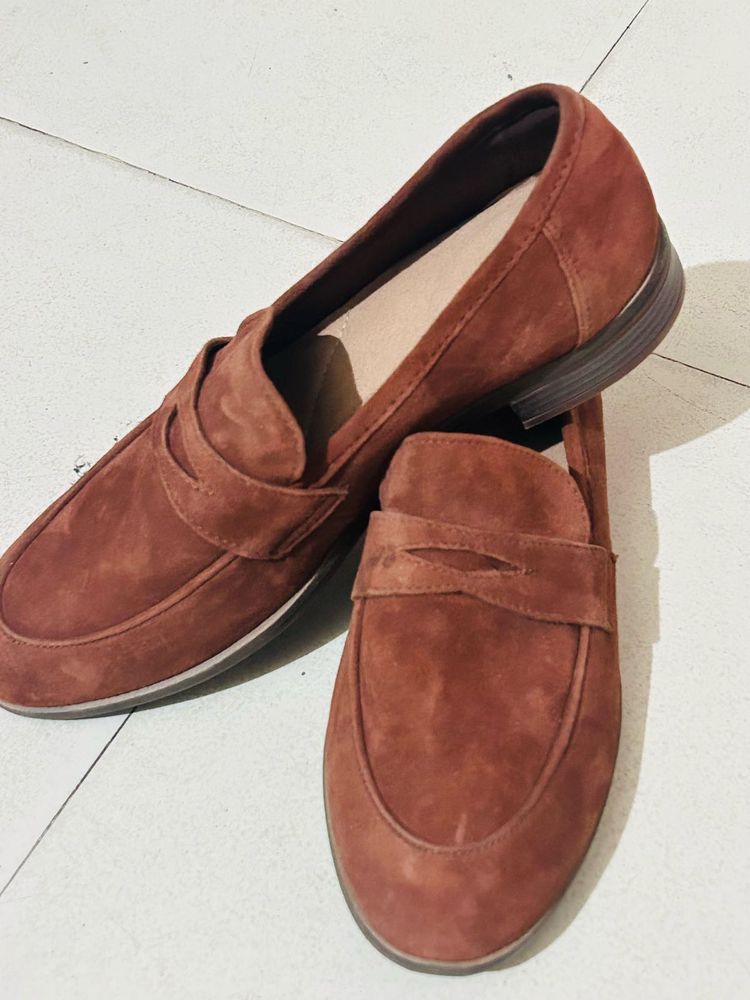 Clarks Women Brown Suede Loafers